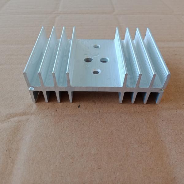 Heat Sink ระบายความร้อน  1 TR บาง 032A 5.5 CM*